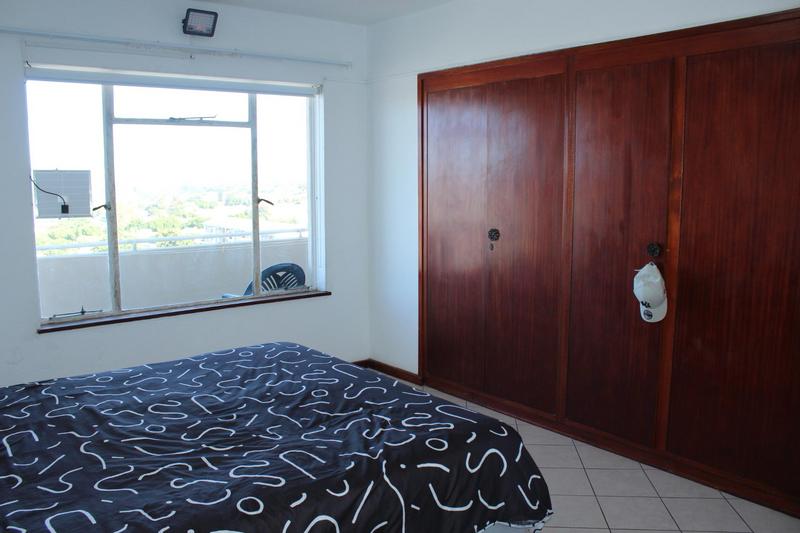 2 Bedroom Property for Sale in Oostersee Western Cape